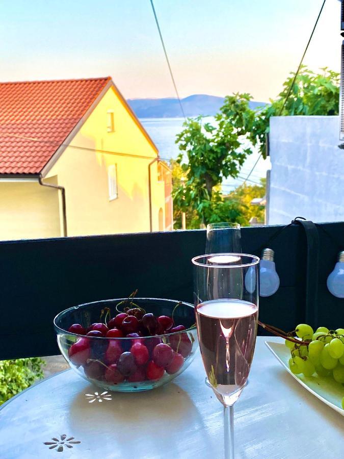 Appartamento Modern Couples Coastal Getaway Mm Crikvenica Esterno foto
