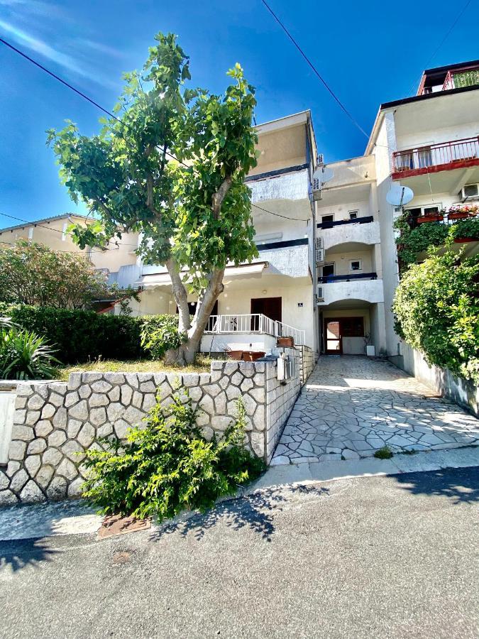 Appartamento Modern Couples Coastal Getaway Mm Crikvenica Esterno foto